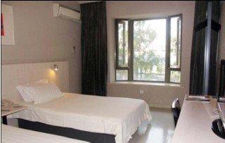 Jinjiang Caobao Road Jiuxing Construction Material Market Hotel 3*