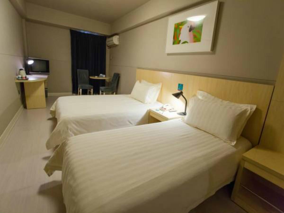 Jinjiang Caobao Road Jiuxing Construction Material Market Hotel Shanghai